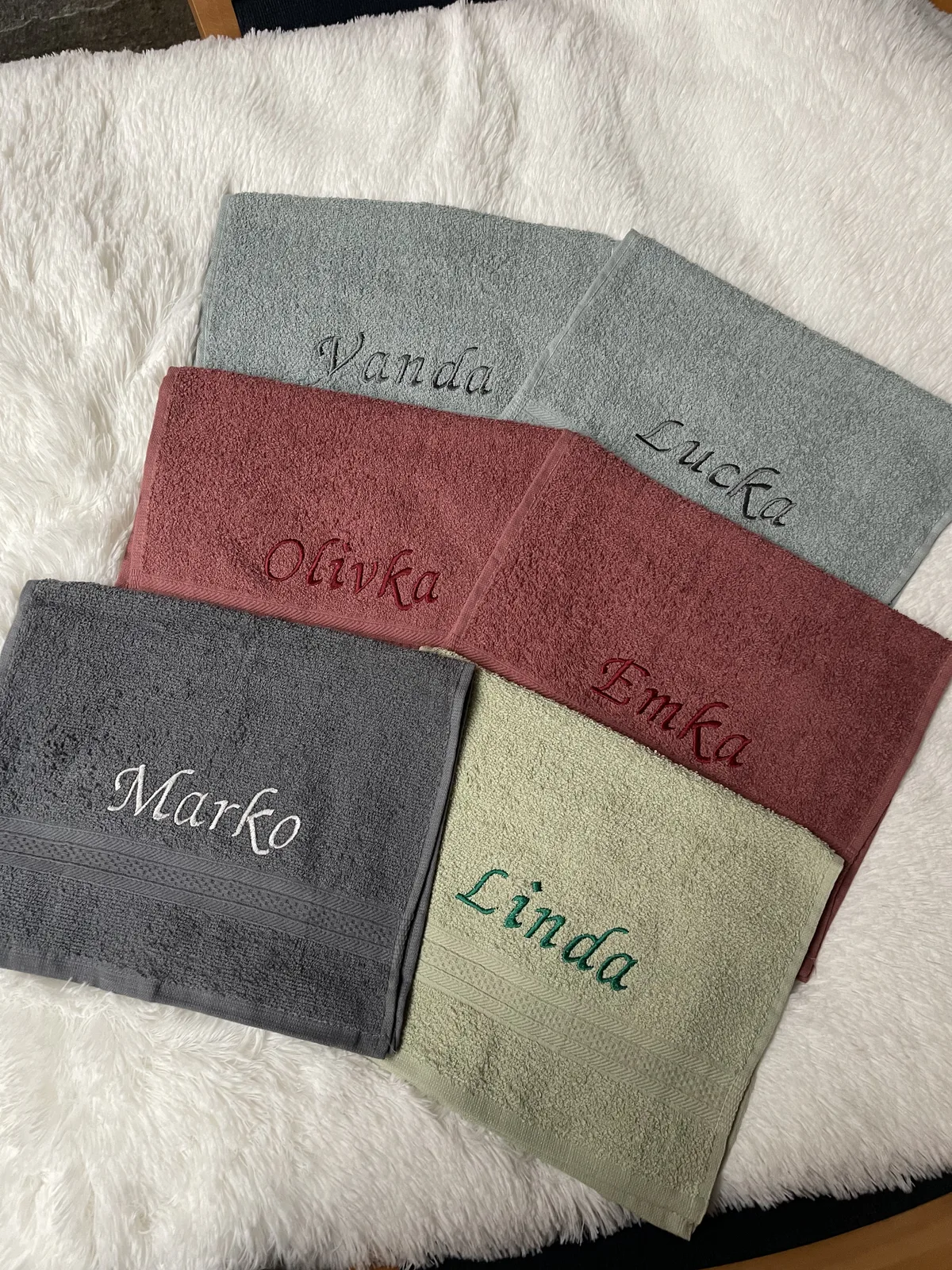 Predmety & doplnky — výšivka