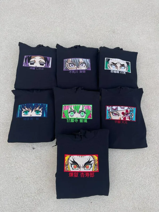 Vyšívaný anime motív na textile